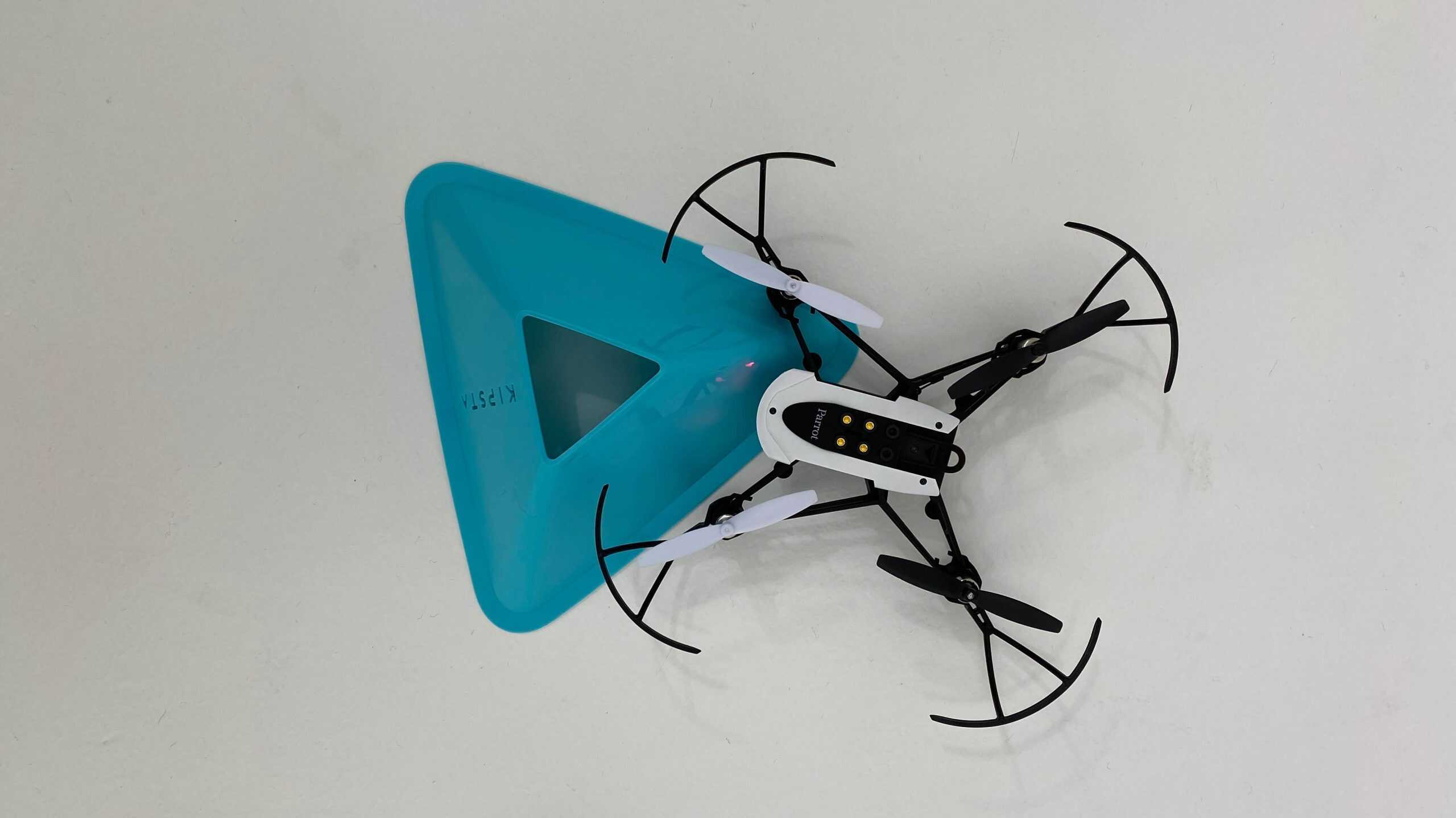 samarbejdsøvelser team building drone flyvning ryze hvid