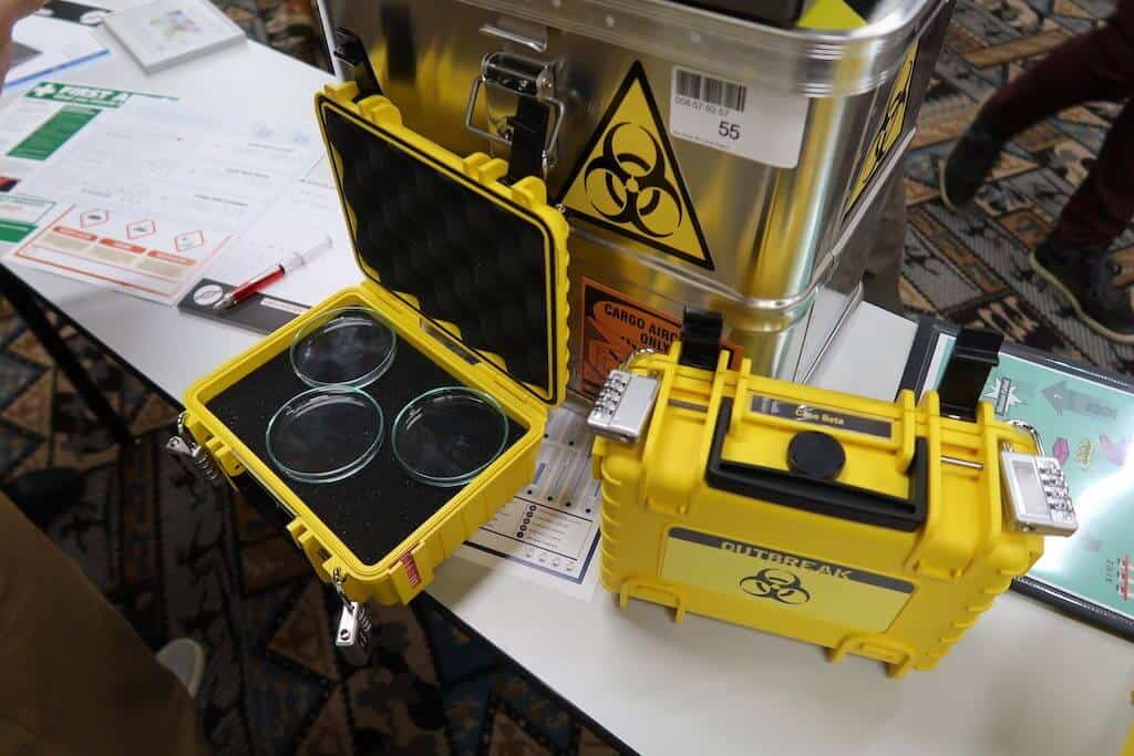 Mobilt escape room outbreak er en sjov team building øvelse gådekasser