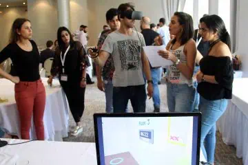 infinite loop live vr team building