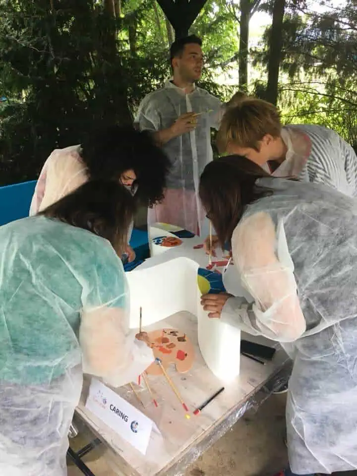 Kunst teambuilding teambulding maling og støv