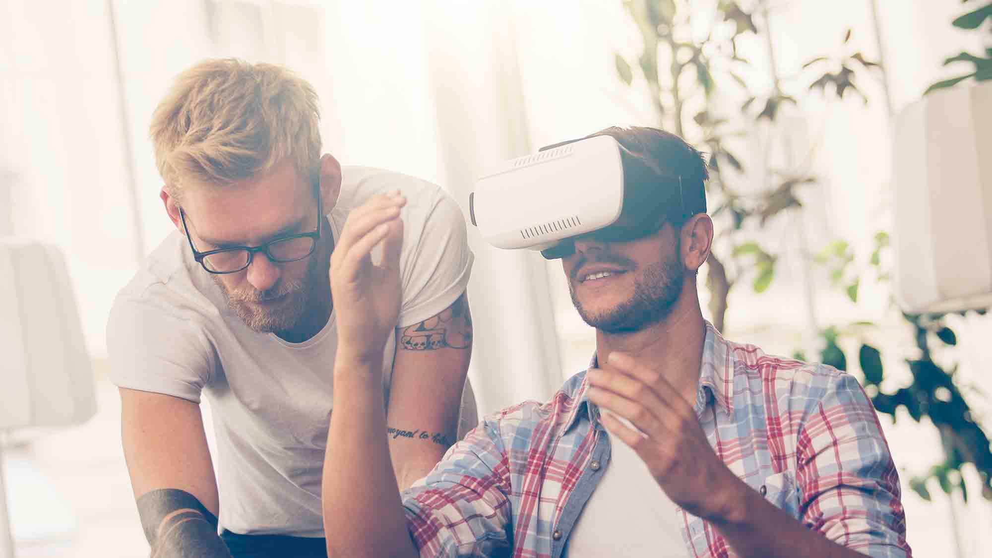 virtuel reality teambuildingøvelser firma arrangement hånd