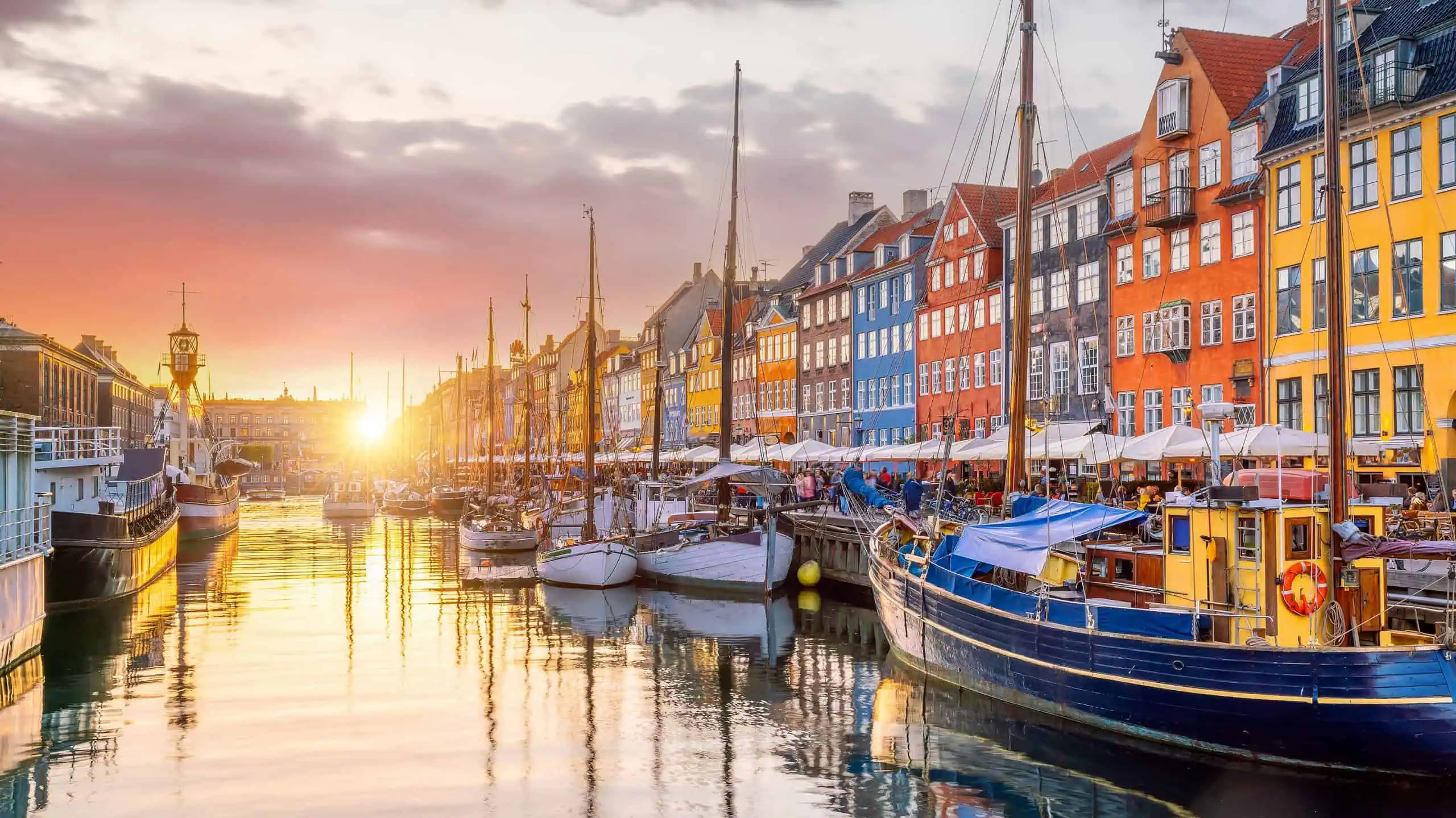 cityscape nyhavn